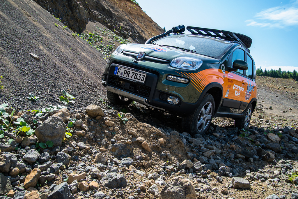 Fiat Panda 4×4 startbereit für Island-Tour